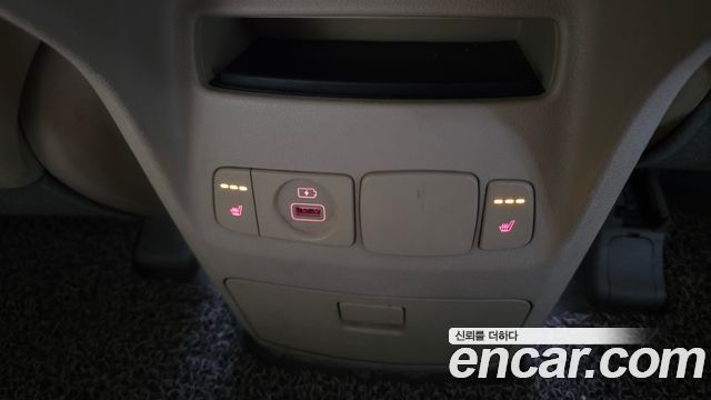 Kia Canival 2019 — photo 24