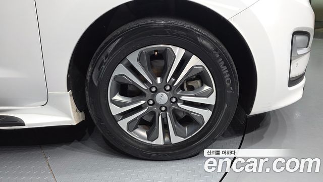 Kia Canival 2019 — photo 7