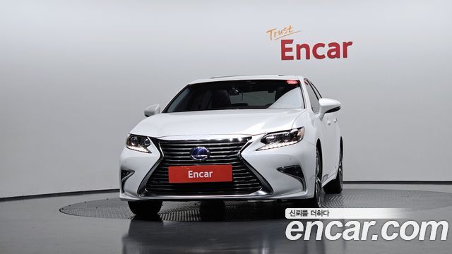 Lexus ES 2016 — photo 3