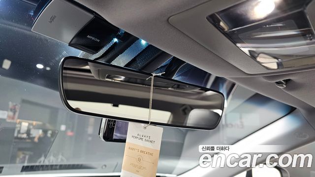 Lexus ES 2016 — photo 17
