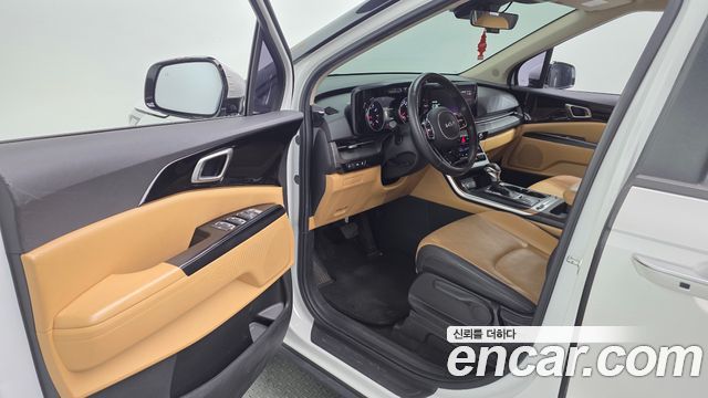 Kia Canival 2023 — photo 13