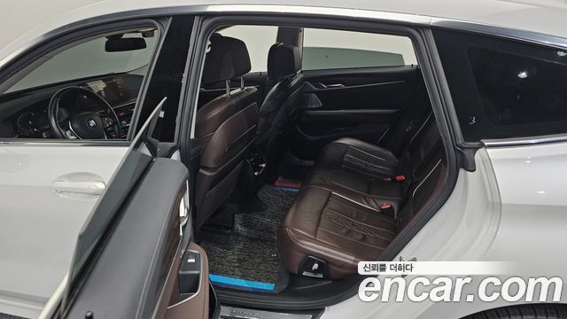 BMW Gran Turismo 2022 — photo 18