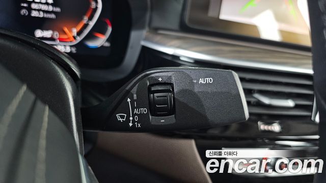 BMW Gran Turismo 2022 — photo 25