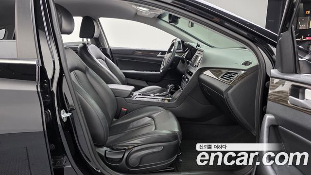 Hyundai Sonata 2015 — photo 16