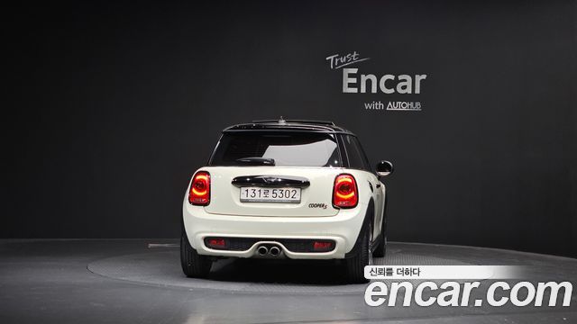 Mini Cooper 2017 — photo 4