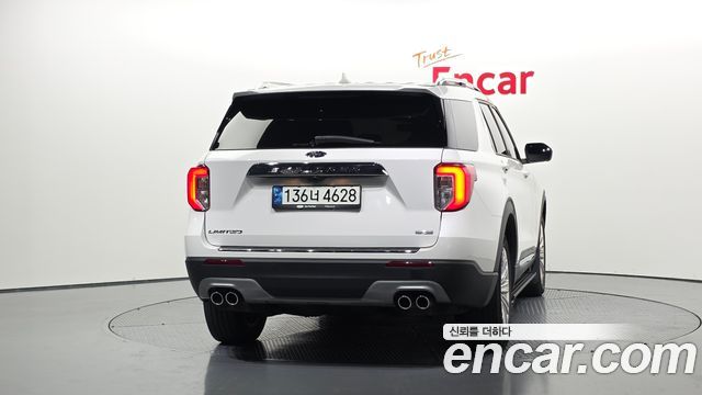 Ford Explorer 2021 — photo 4