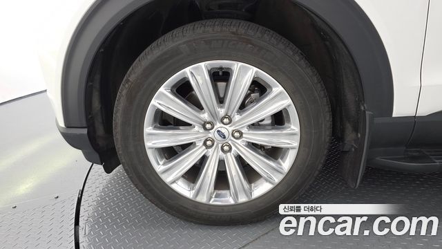 Ford Explorer 2021 — photo 5