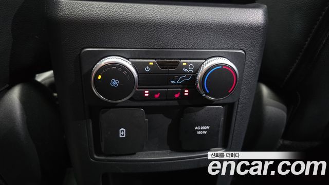 Ford Explorer 2021 — photo 18