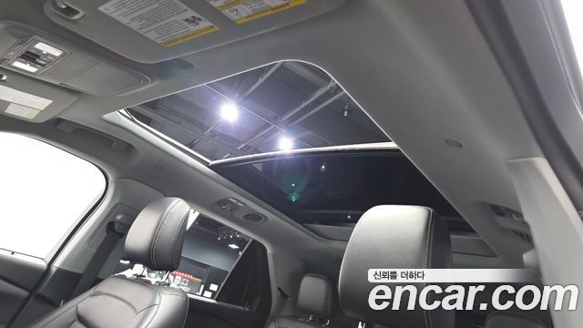 Ford Explorer 2021 — photo 19