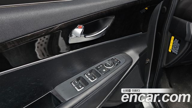 Kia Sorento 2015 — photo 17