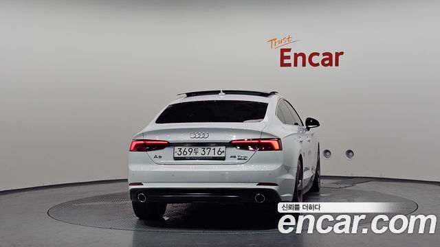 Audi A5 2019 — photo 4