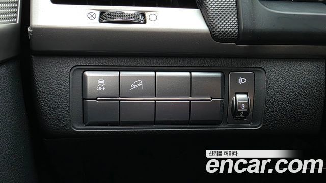 KG Mobility Rexton 2019 — photo 29