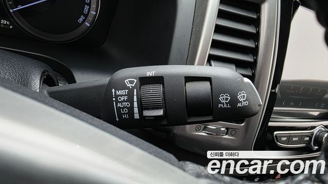 KG Mobility Rexton 2019 — photo 30