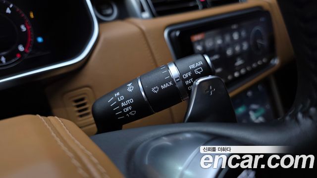 Land Rover Range Rover 2019 — photo 28