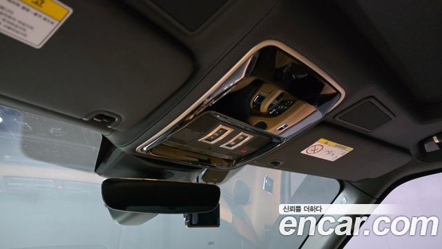 Land Rover Range Rover 2019 — photo 32