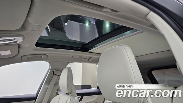 Volvo XC60 2026 — photo 28