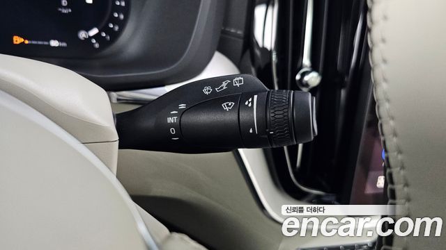 Volvo XC60 2026 — photo 30