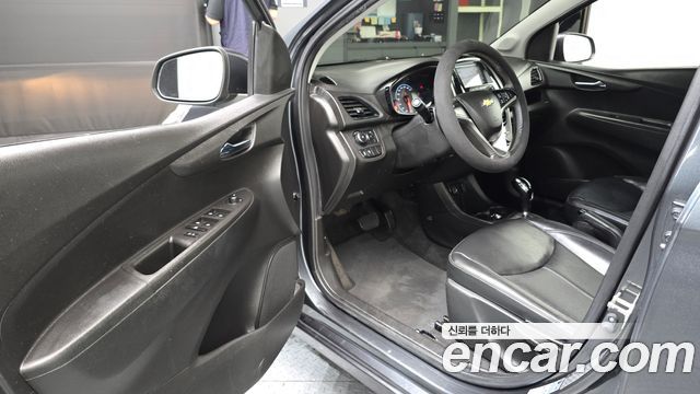 Chevrolet Korea Spark 2018 — photo 10