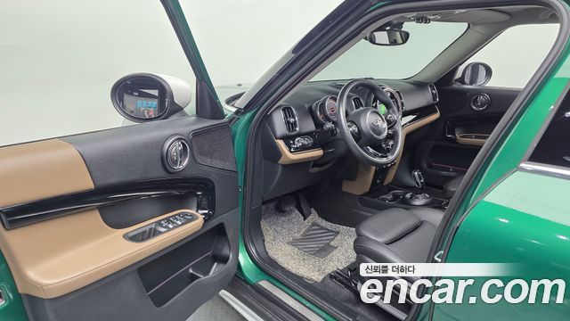 Mini Countryman 2020 — photo 13