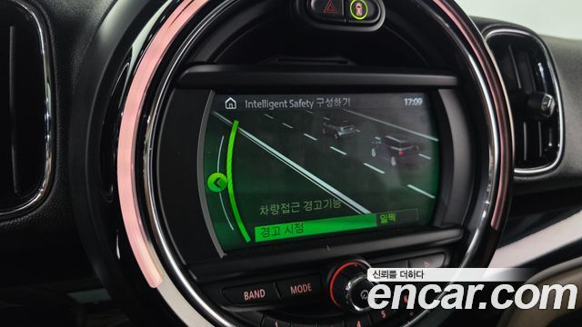 Mini Countryman 2020 — photo 21