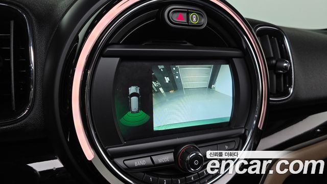 Mini Countryman 2020 — photo 23
