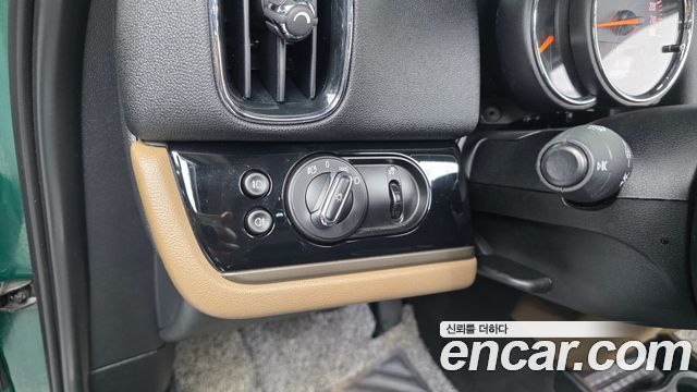 Mini Countryman 2020 — photo 24