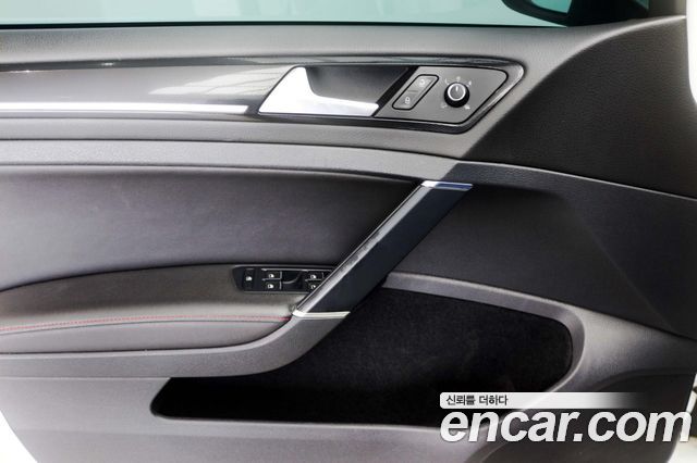Volkswagen Golf 2014 — photo 17