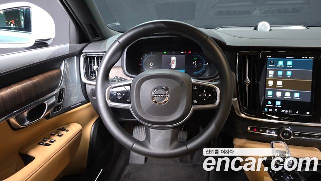 Volvo S90 2023 — photo 13