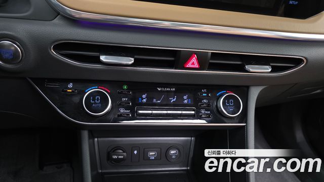 Hyundai Sonata 2020 — photo 22