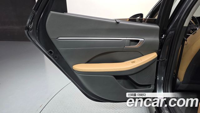 Hyundai Sonata 2020 — photo 15