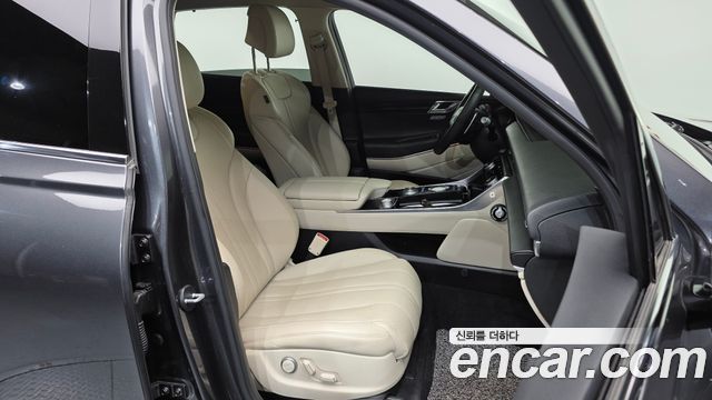 Genesis GV80 2020 — photo 17