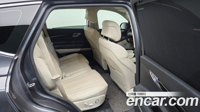 Genesis GV80 2020 — photo 18