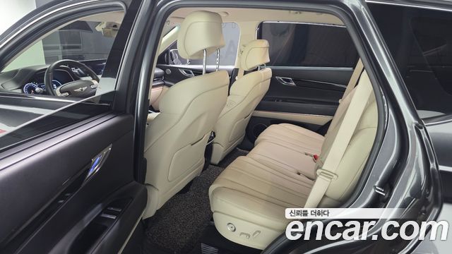 Genesis GV80 2020 — photo 16