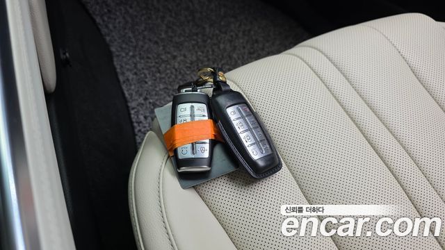 Genesis GV80 2020 — photo 27