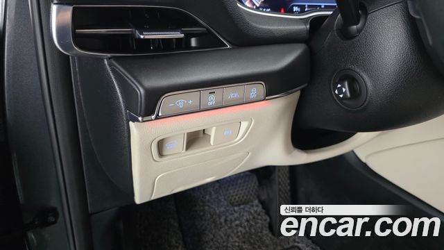 Genesis GV80 2020 — photo 28