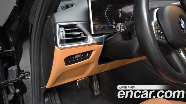 BMW 3-Series 2024 — photo 19