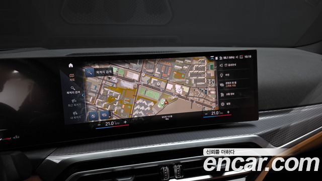 BMW 3-Series 2024 — photo 21