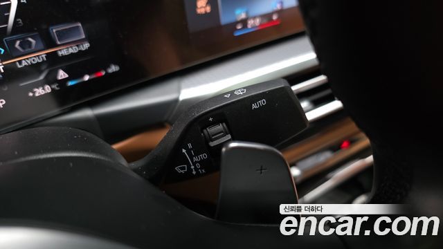 BMW 3-Series 2024 — photo 28