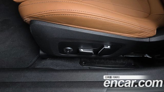 BMW 3-Series 2024 — photo 34
