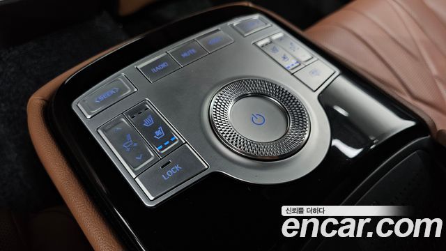 Genesis G80 2022 — photo 24