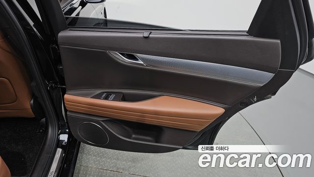 Genesis G80 2022 — photo 15
