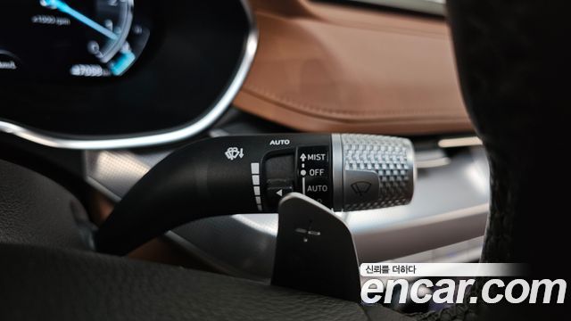 Genesis G80 2022 — photo 28