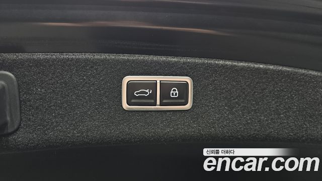 Genesis G80 2022 — photo 29