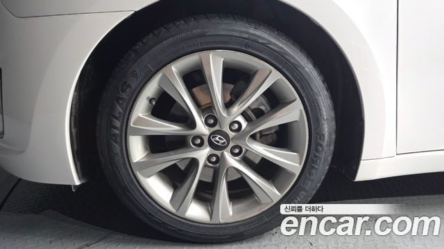 Hyundai i40 2015 — photo 5