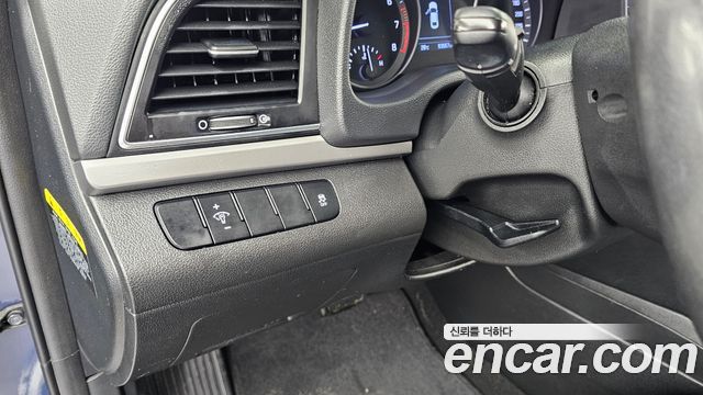 Hyundai AVANTE 2016 — photo 22