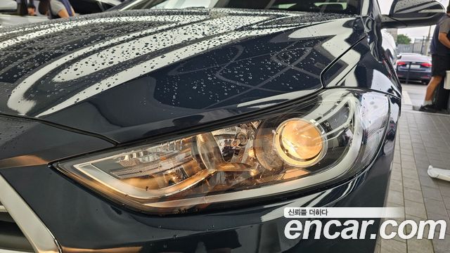 Hyundai AVANTE 2016 — photo 8