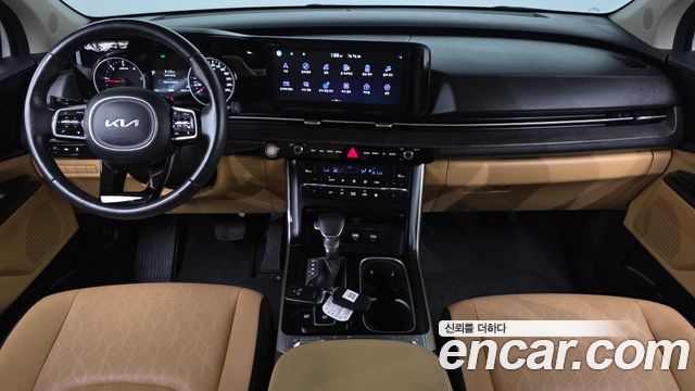 Kia Canival 2023 — photo 7