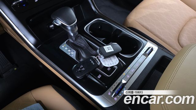 Kia Canival 2023 — photo 9