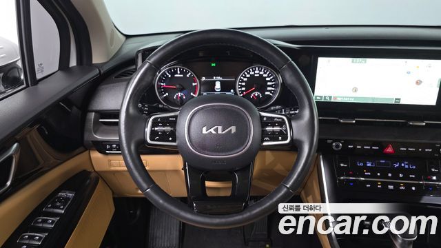 Kia Canival 2023 — photo 14