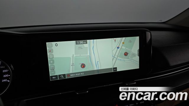 Kia Canival 2023 — photo 15